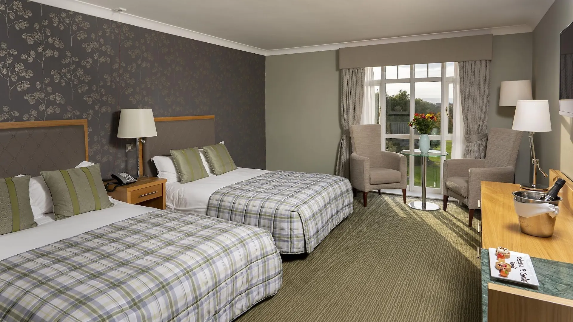 Carden Park Hotel, Golf Resort&Spa Tilston 4*,